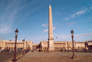 Place-de-la-concorde-obelisc-and-hotels