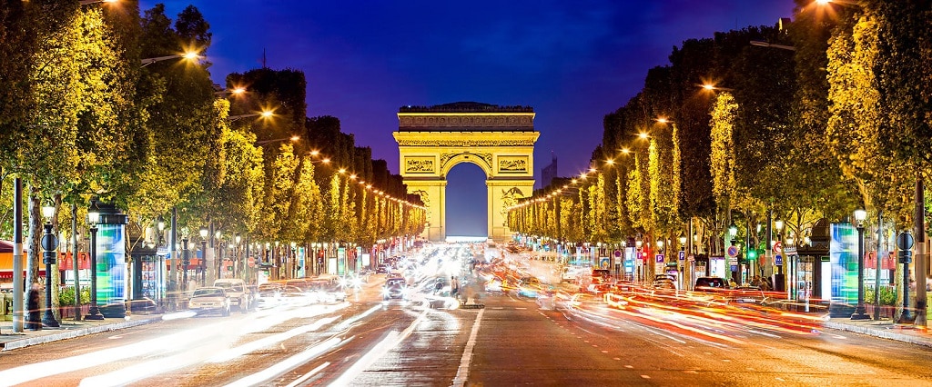Magasins des Champs-Elysées: liste de 100 commerces à visiter 